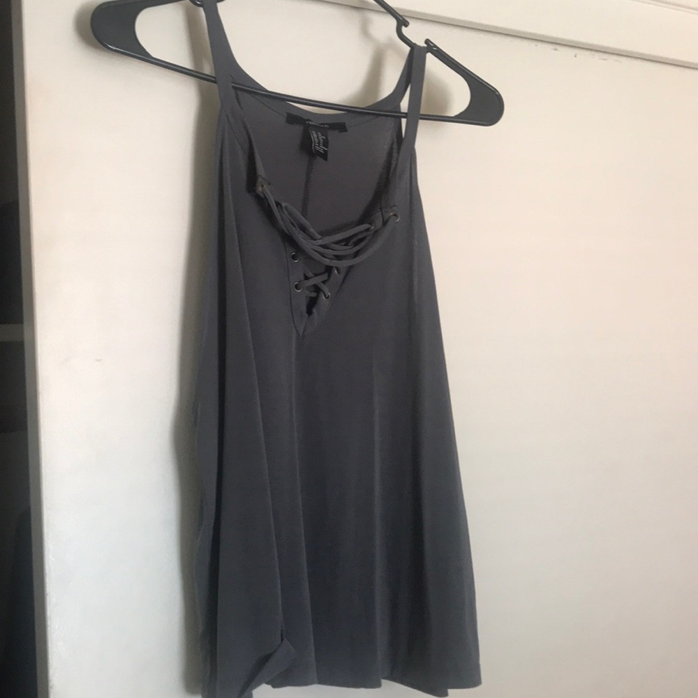 Gray top